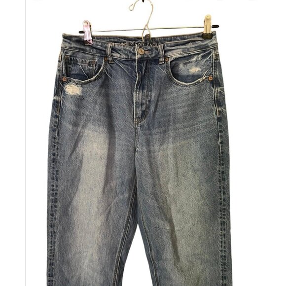 American Eagle Mom Jeans - Picture 3 of 8
